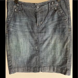 Gap dark denim size 8 Jean skirt